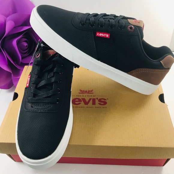 Levi's Other - Levi’s men’s Sneakers size 8.0 NWT shoes